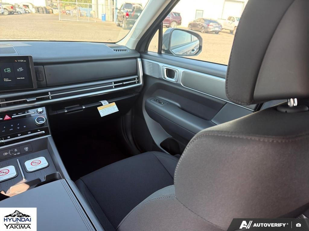 New 2026 Hampton Gray Hyundai SE image 25