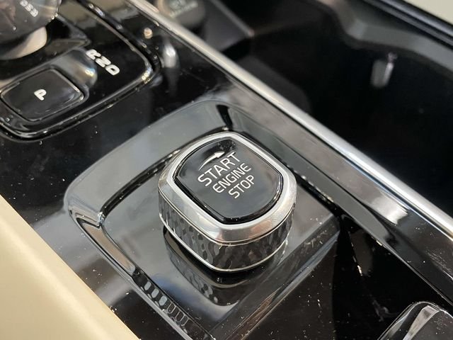 2026 Volvo XC60 Ultra - Photo 32