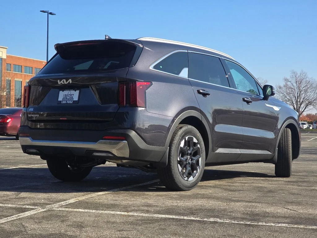 2026 Kia Sorento S - Photo 17