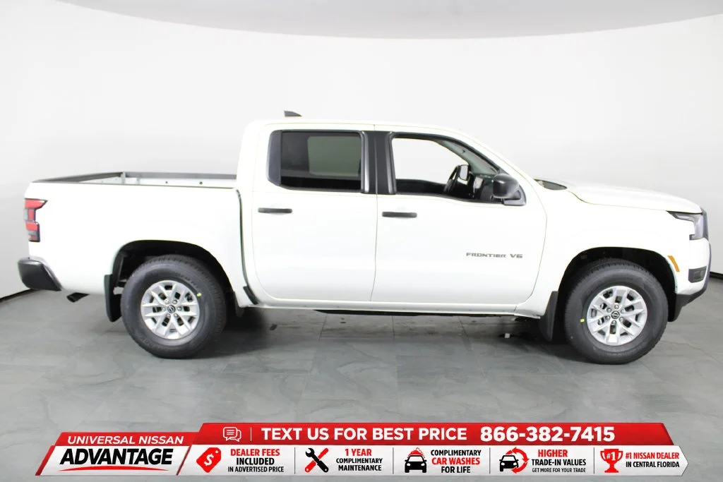 New 2027 Glacier White Nissan Crew Cab S image 9