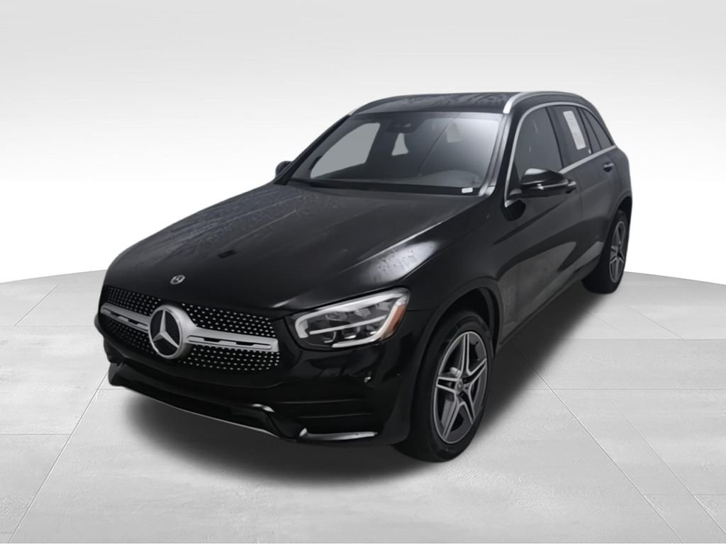 Used 2022 Black Mercedes-Benz GLC 300 image 3