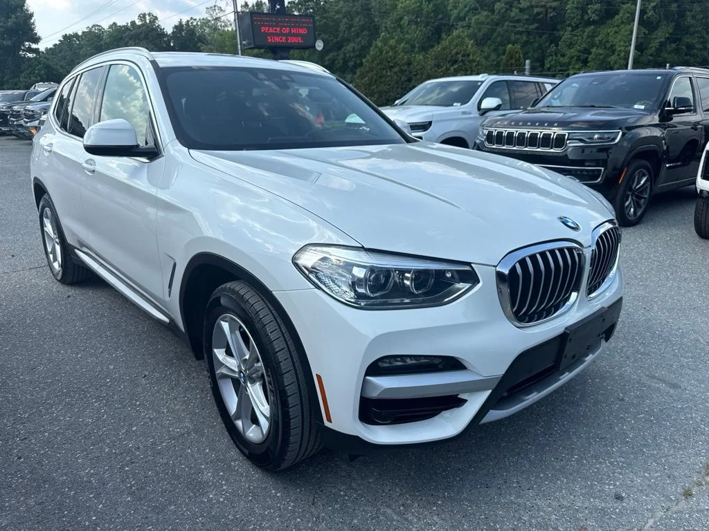 Used 2021 White BMW sDrive30i image 2