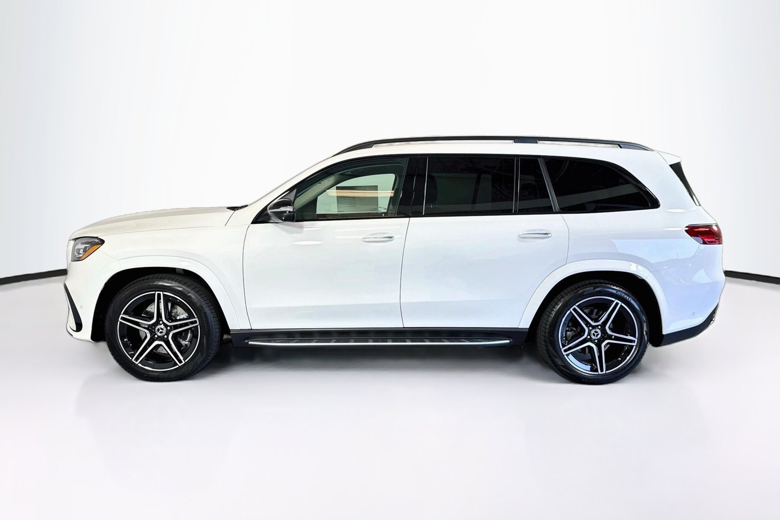 New 2026 Polar White Mercedes-Benz GLS 450 image 8