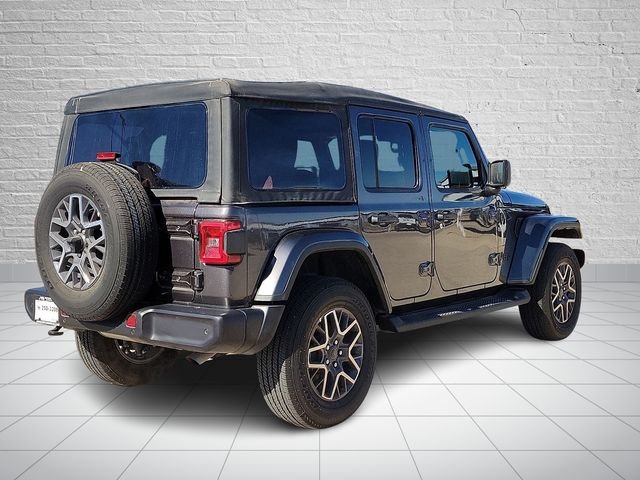 2025 Jeep Wrangler 4-Door Sahara - Photo 4