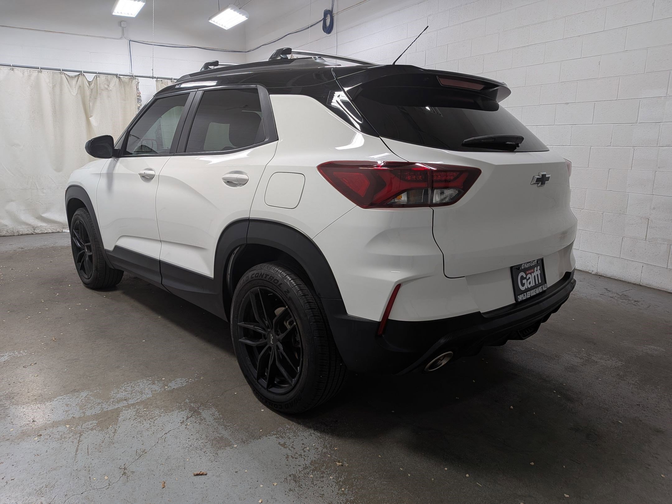 Used 2023 Summit White Chevrolet RS image 7