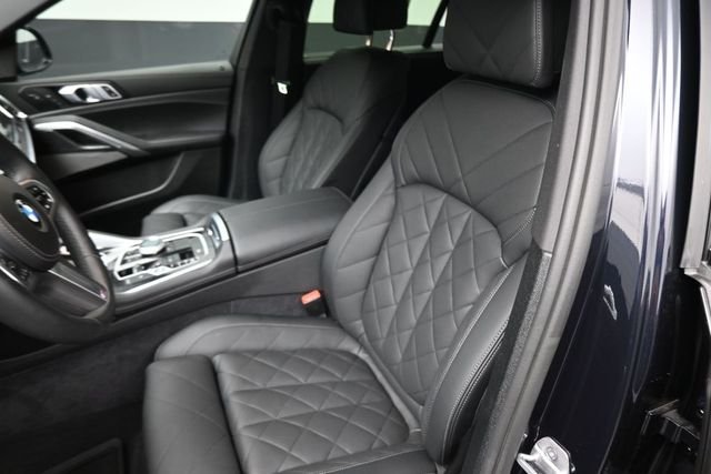 Used 2026 Black BMW xDrive40i image 33