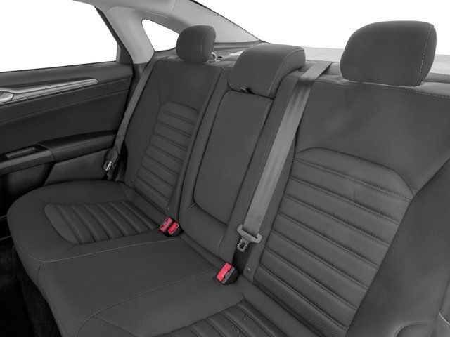 Used 2017 White Platinum Ford SE image 14