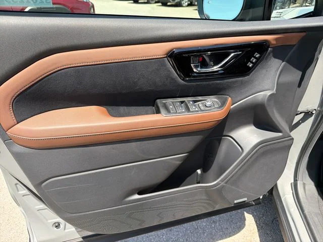 New 2026 RIVER ROCK PEARL Subaru Touring image 16