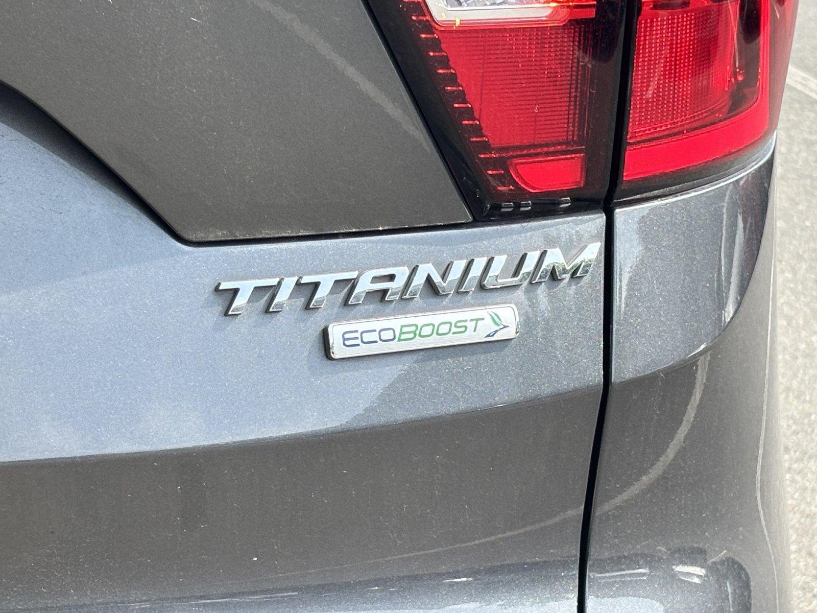 Used 2019 Magnetic Ford Titanium image 5
