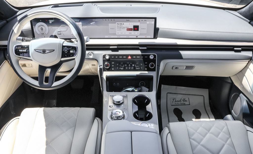 Used 2025 White Genesis 3.5T Prestige image 40