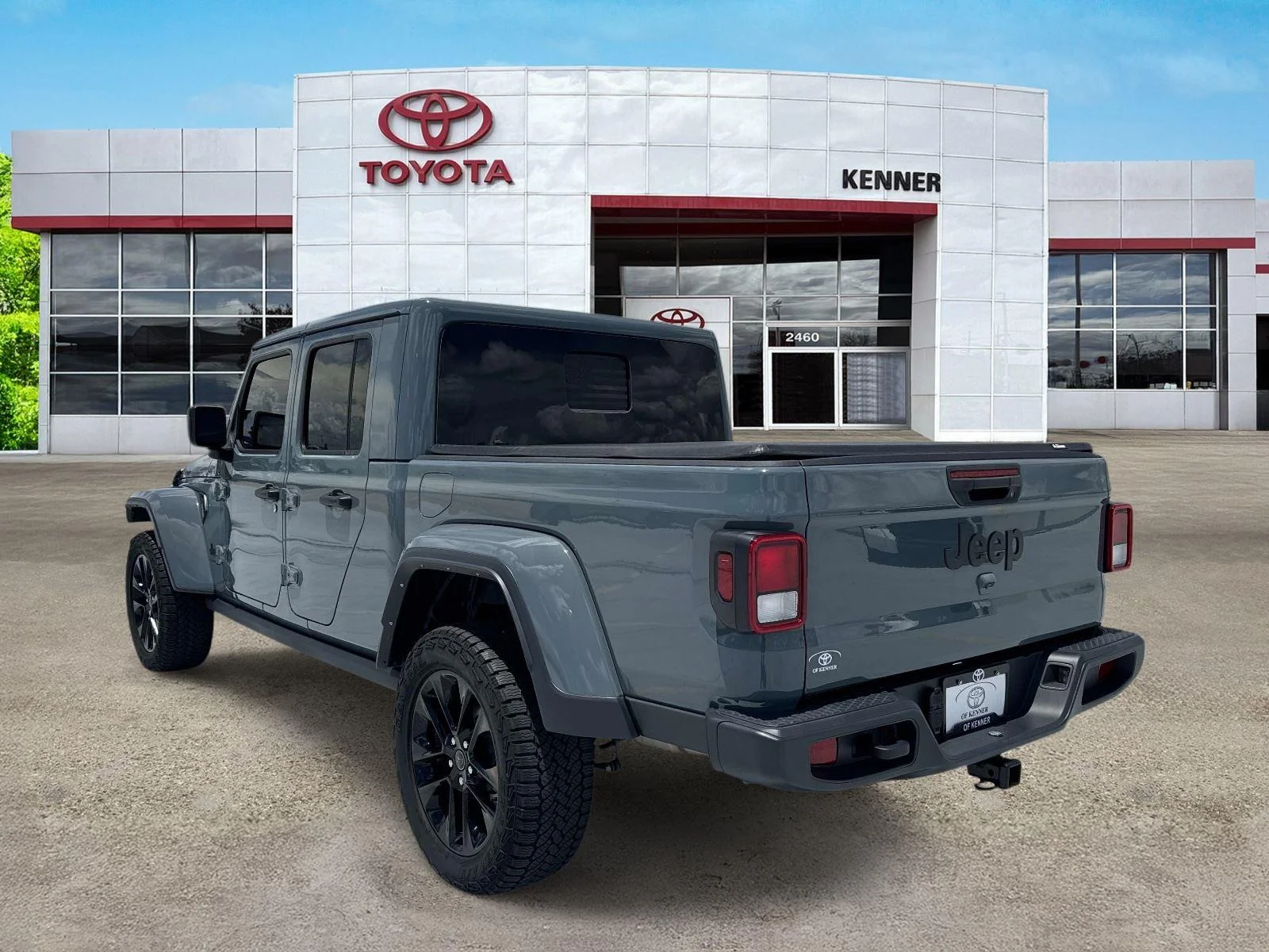 Used 2025 Anvil Clearcoat Jeep Nighthawk image 5