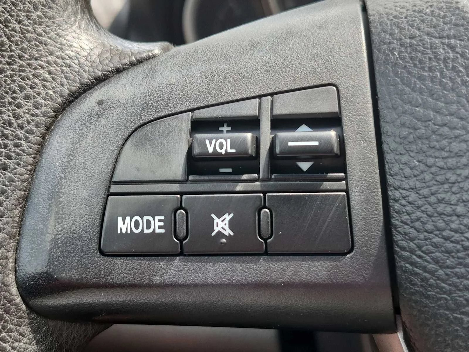 Used 2011 Ebony Black Mazda i Sport image 24