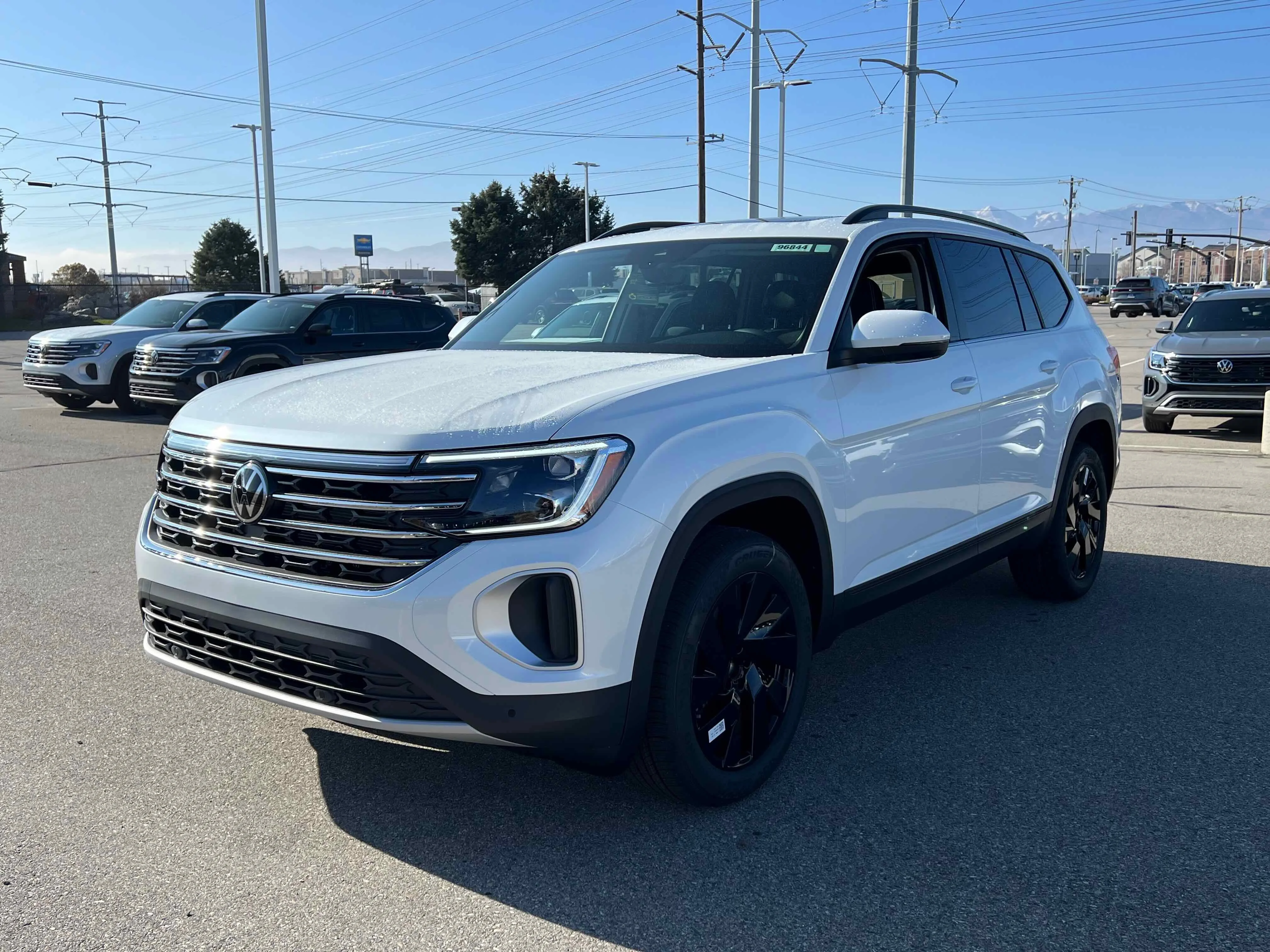 New 2026 Opal White Volkswagen 2.0T SE w/Technology image 8