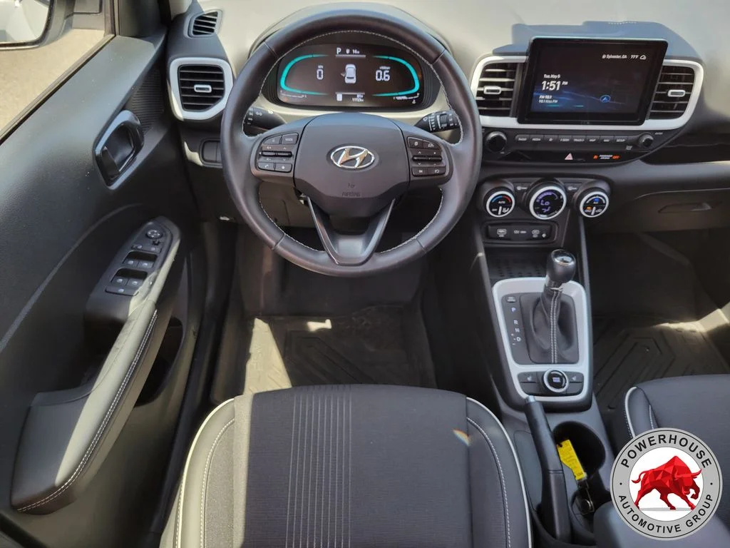 Used 2025 White Hyundai Limited image 19