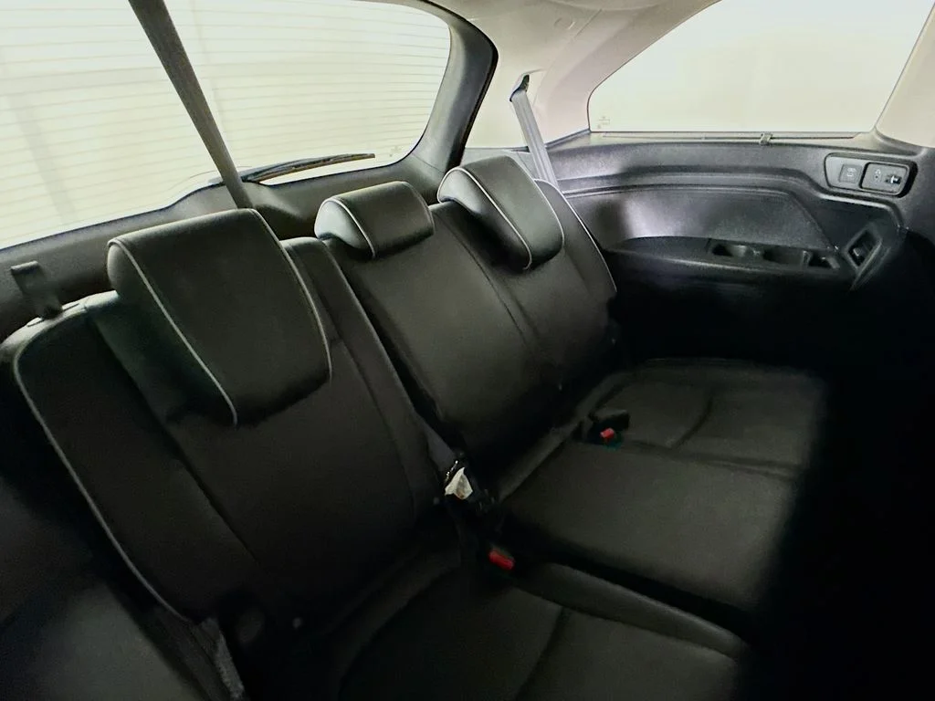 Used 2025 Black Honda Touring image 28