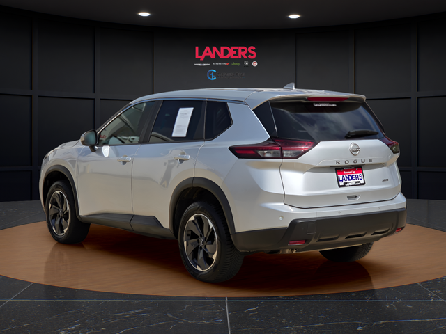 Used 2025 Silver Nissan SV image 2