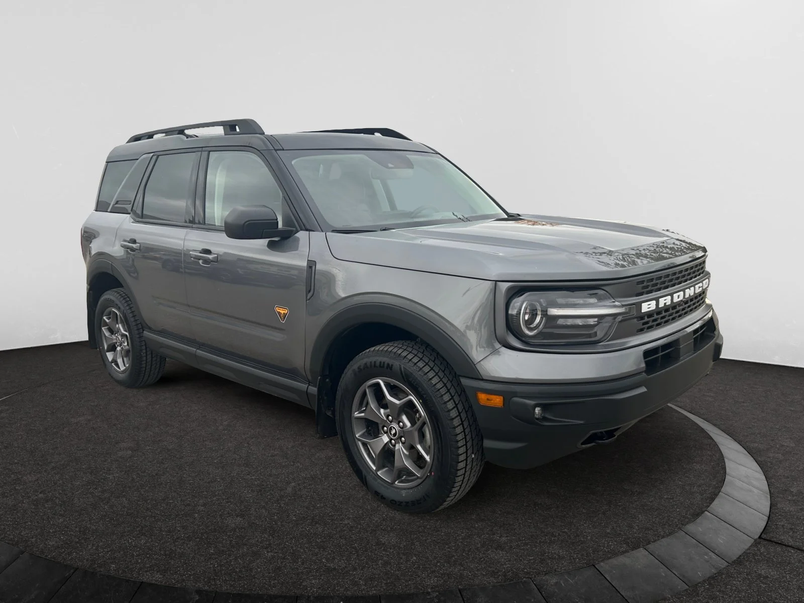 Used 2023 GREY Ford BADLANDS image 7