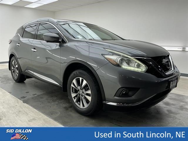 Used 2015 Gun Metallic Nissan SL image 3