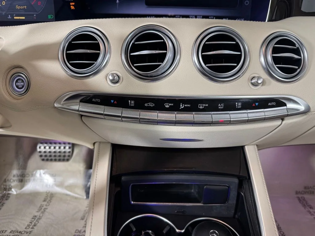 Used 2019 designo Diamond White Metallic Mercedes-Benz S 560 image 28