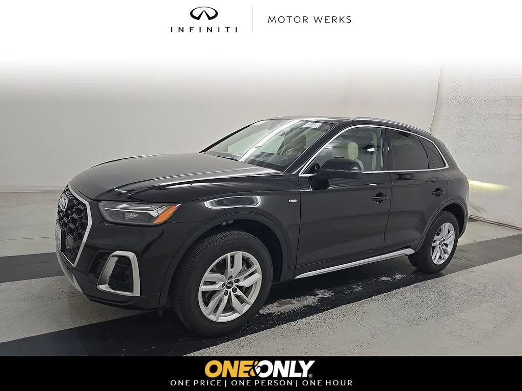 2023 Audi Q5 45 Premium's photo