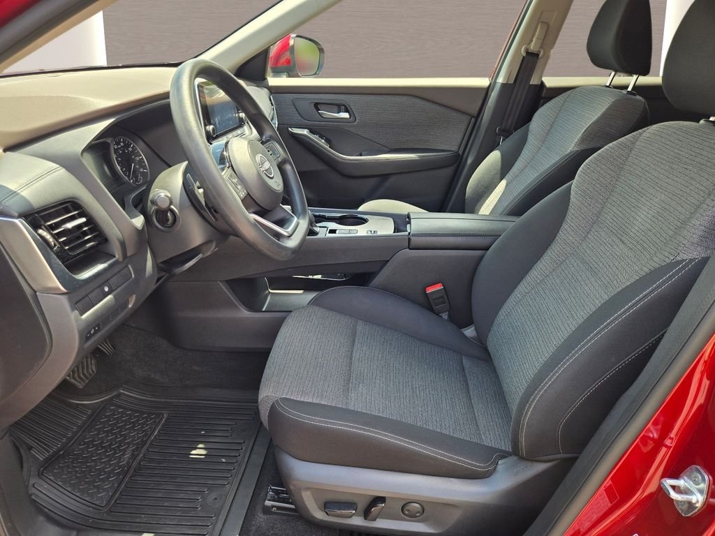 Used 2022 Red Nissan SV image 23