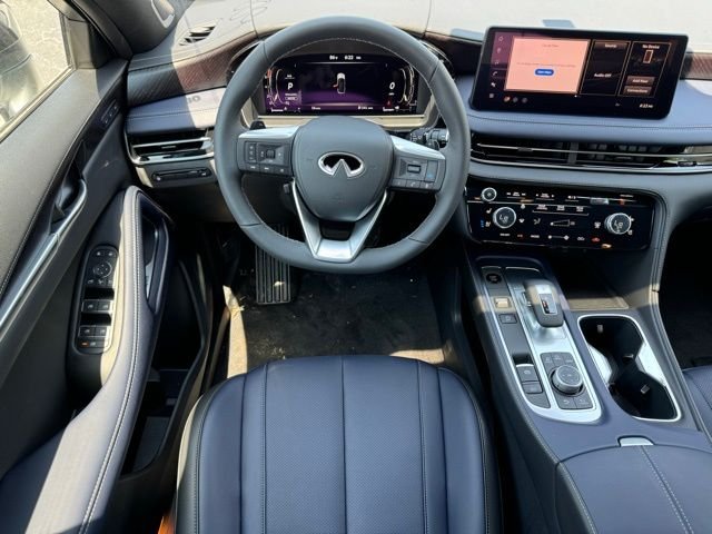 New 2026 RADIANT WHITE INFINITI Sport AWD image 10