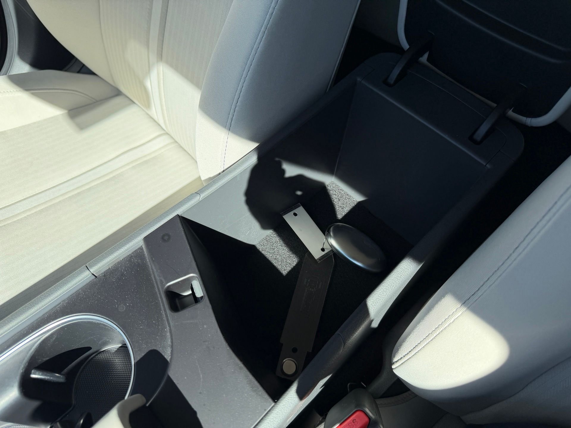 Certified Used 2025 Blue Hyundai SEL image 25