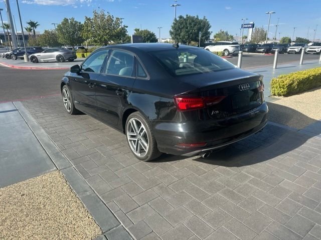 Used 2018 Black Audi 2.0T Premium image 7