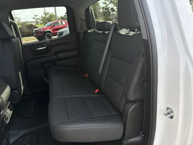 New 2026 Summit White GMC Pro image 18