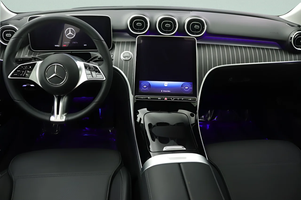 2023 Mercedes-Benz C-Class Sedan C 300 - Photo 7