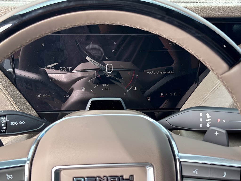 2026 GMC Yukon Denali - Photo 14