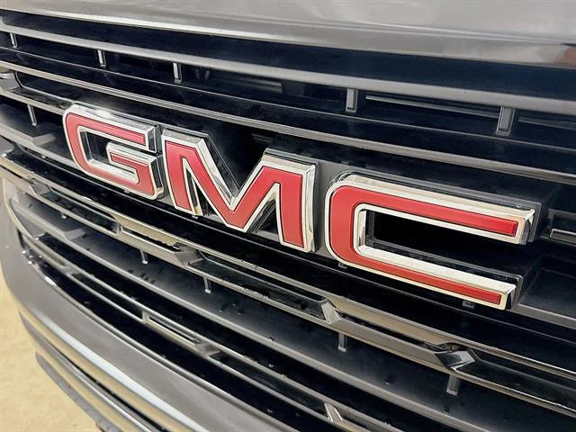 New 2026 Onyx Black GMC Elevation image 29