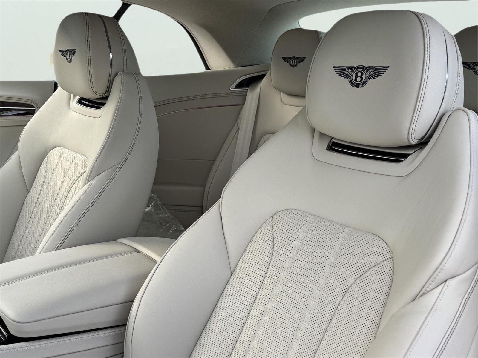 2026 Bentley Continental GTC Base - Photo 17
