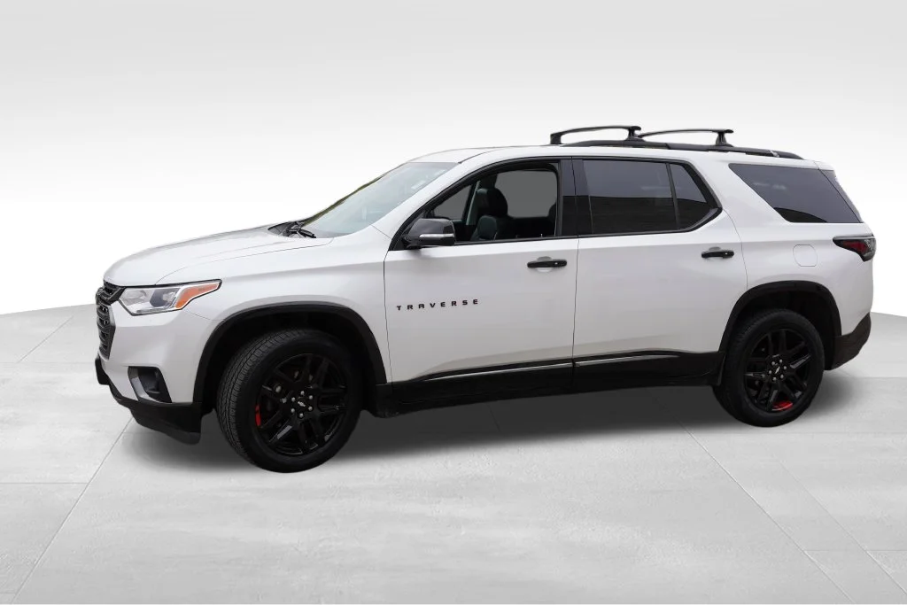 Certified Used 2019 Iridescent Pearl Tricoat Chevrolet Premier image 10