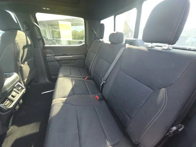 Used 2023 Chili Pepper Red Ford XLT image 10