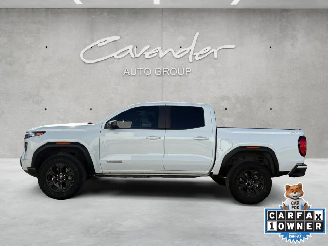 Used 2025 White GMC Elevation image 13