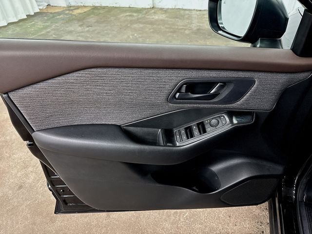 Used 2023 Black Nissan S image 14