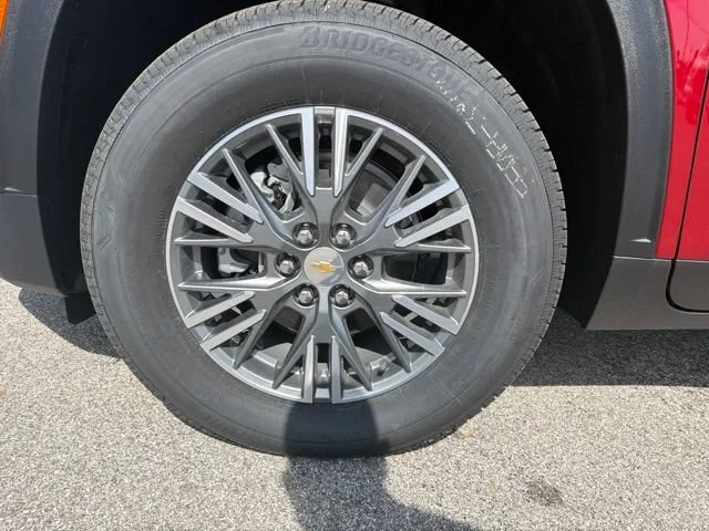 2027 Chevrolet Traverse LT - Photo 10