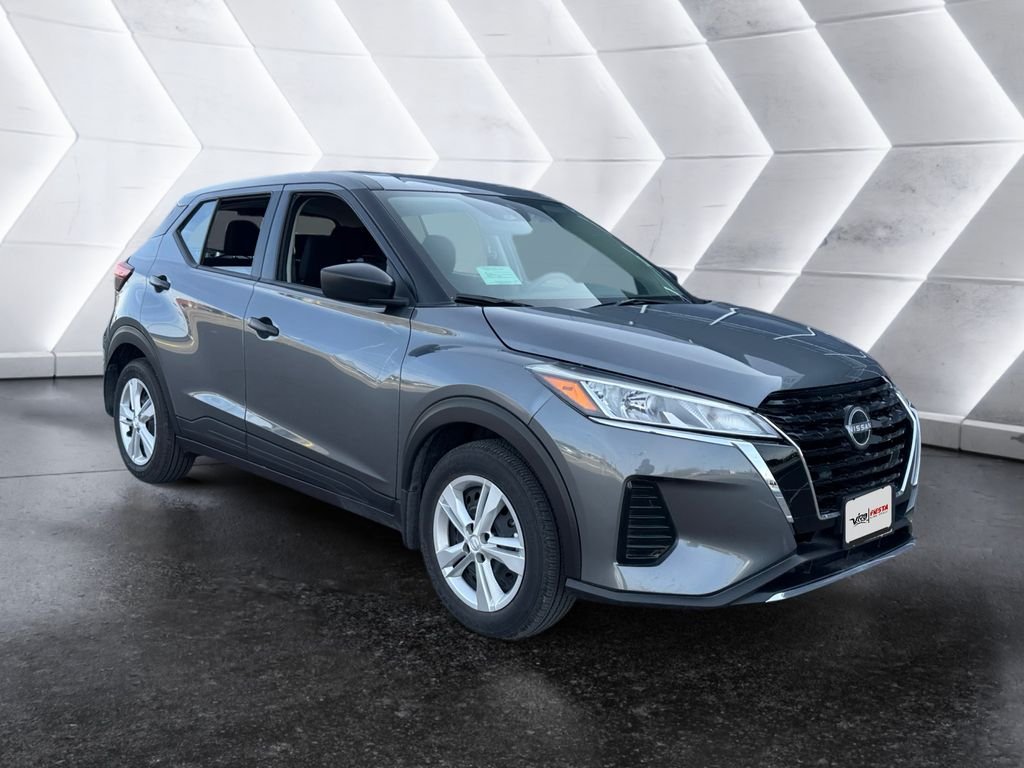2025 Nissan Kicks Play S FWD