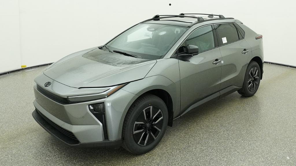 New 2026 Heavy Metal Toyota XLE image 9