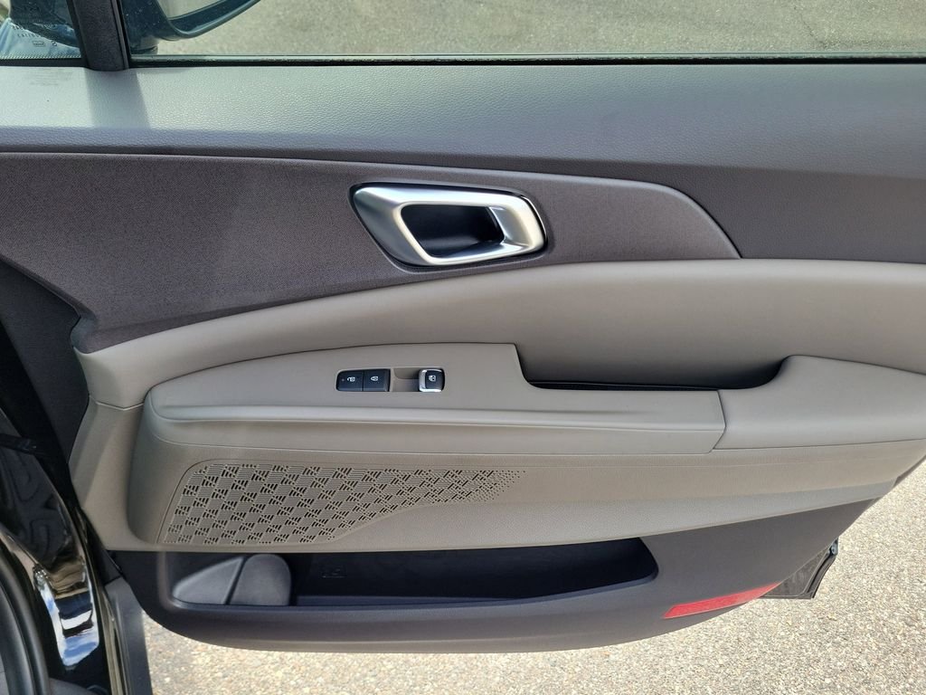 New 2026 Black Kia EX image 10