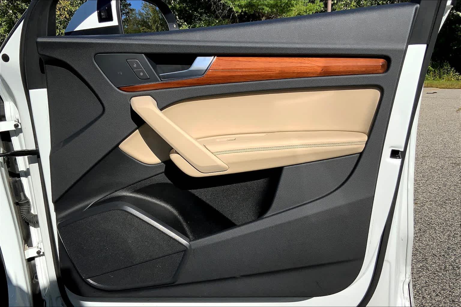 Used 2021 Glacier White Metallic Audi Premium Plus image 23