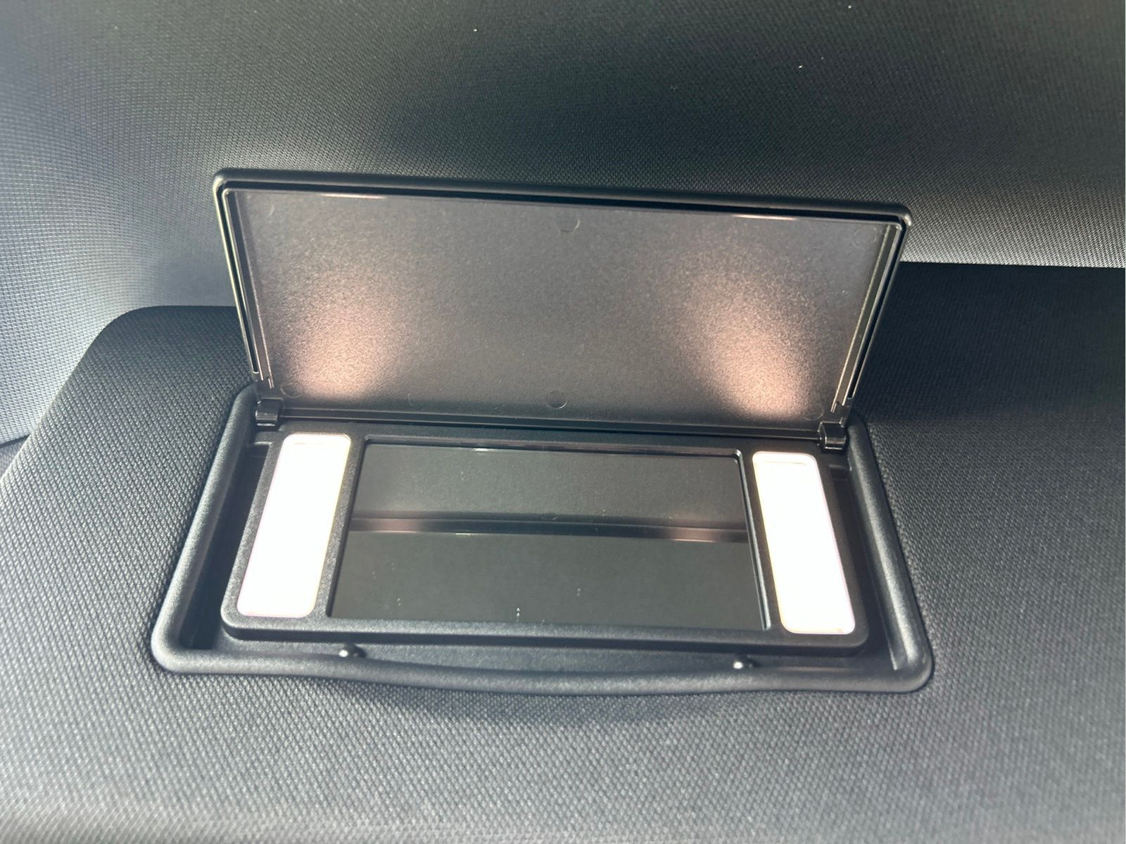 New 2026 High Gloss Black Exterior Paint Jeep Summit Obsidian image 33