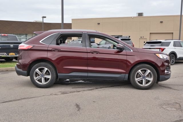Used 2020 Red Ford SEL image 6