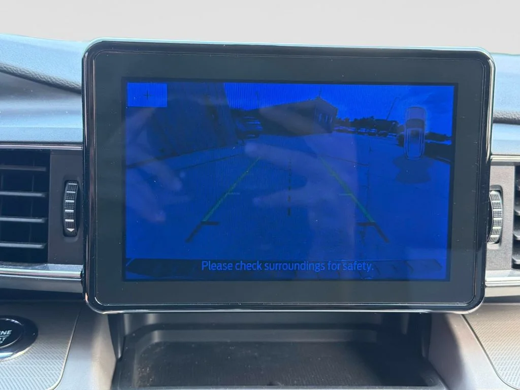 Used 2022 Gray Ford XLT image 25
