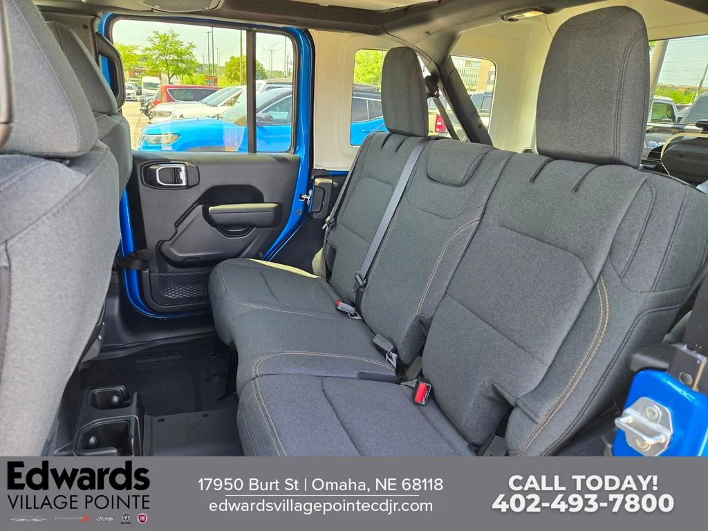 New 2026 Hydro Blue Pearl-Coat Exterior Paint Jeep Sport S image 26