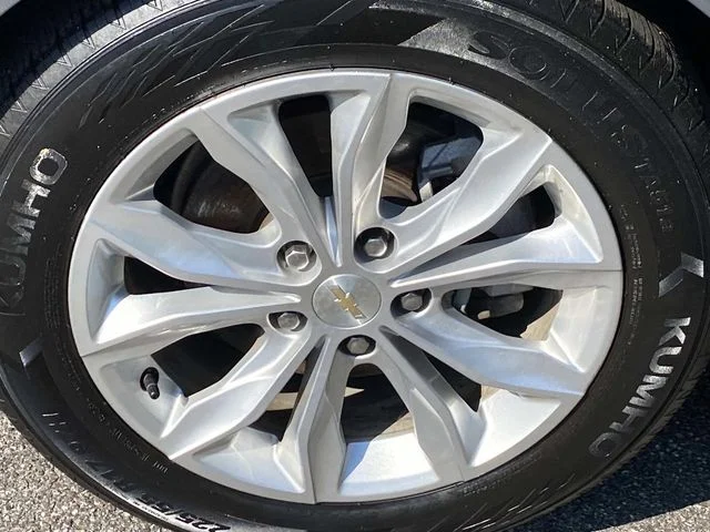Used 2024 Gray Chevrolet LT image 23