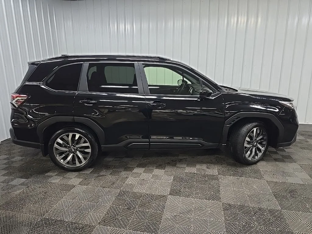 Used 2025 Crystal Black Silica Subaru Touring image 2