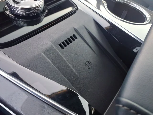 Certified Used 2026 Luna Metallic (No longer available to order) Cadillac Premium Luxury image 22