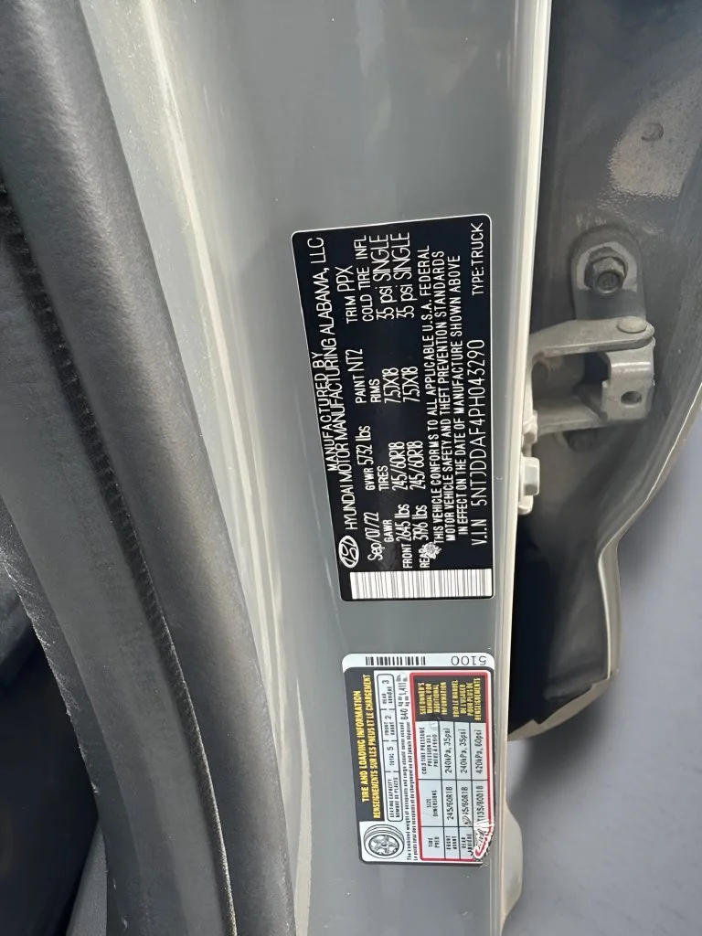 Used 2023  Hyundai SEL Premium image 36